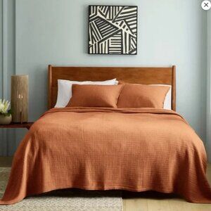 QUINCE Organic Ribbed Cotton Coverlet Full/Queen Terracotta 5063